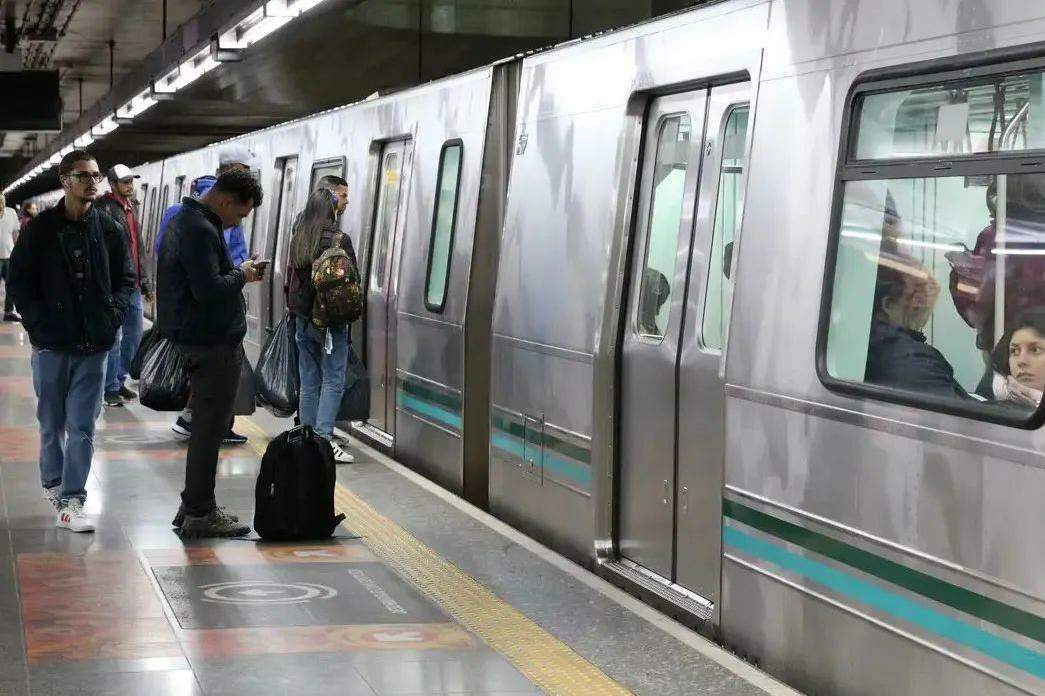 Metrô de SP tem funcionamento normal, após greve ser cancelada