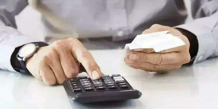 Profissionais de diferentes áreas estarão no Grupo Tribuna para discussões sobre decisões financeiras
