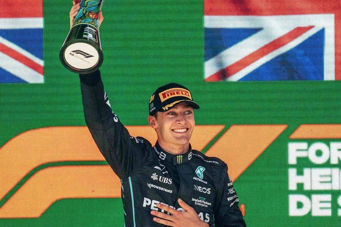 Russell afirmou que a plataforma atual da Mercedes é 