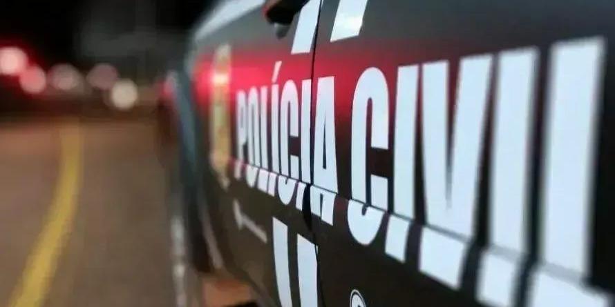 O caso foi registrado como vias de fato e tentativa de homicídio e segue para investigação