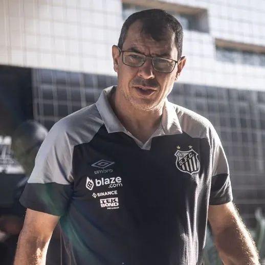 Presidente do Santos defendeu o trabalho do técnico Fábio Carille