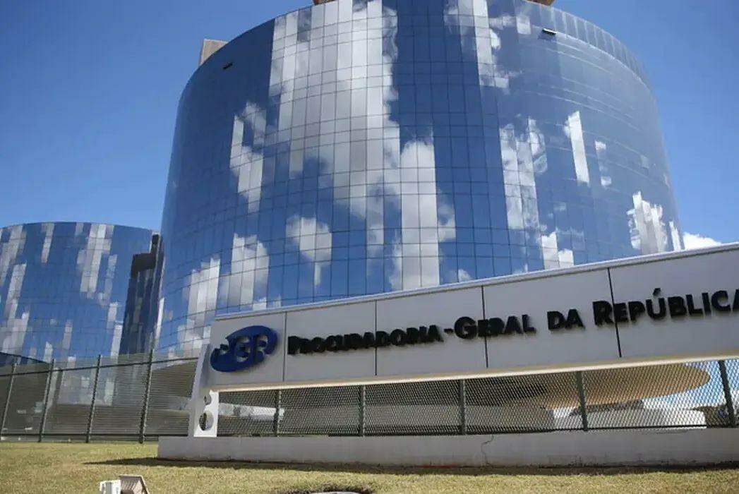 A PGR ainda vai avaliar se retoma a colaboração (José Cruz/Agência Brasil)