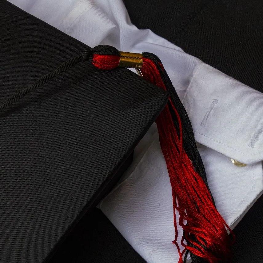 O diploma faz o escritor?