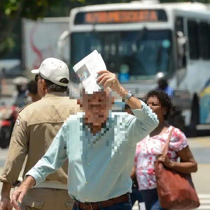 A desidratação, a exaustão e as complicações cardíacas são alguns dos problemas que podem ser causados pelas altas temperaturas