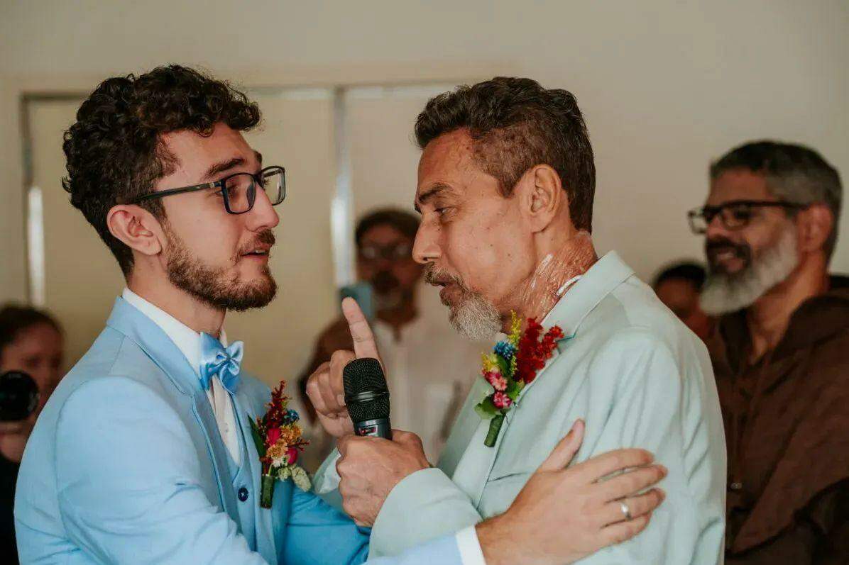 Pai realizou sonho de casar filho do meio