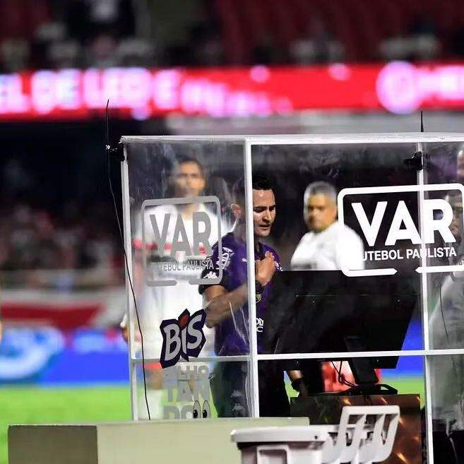 Em Tempo: Novos tempos