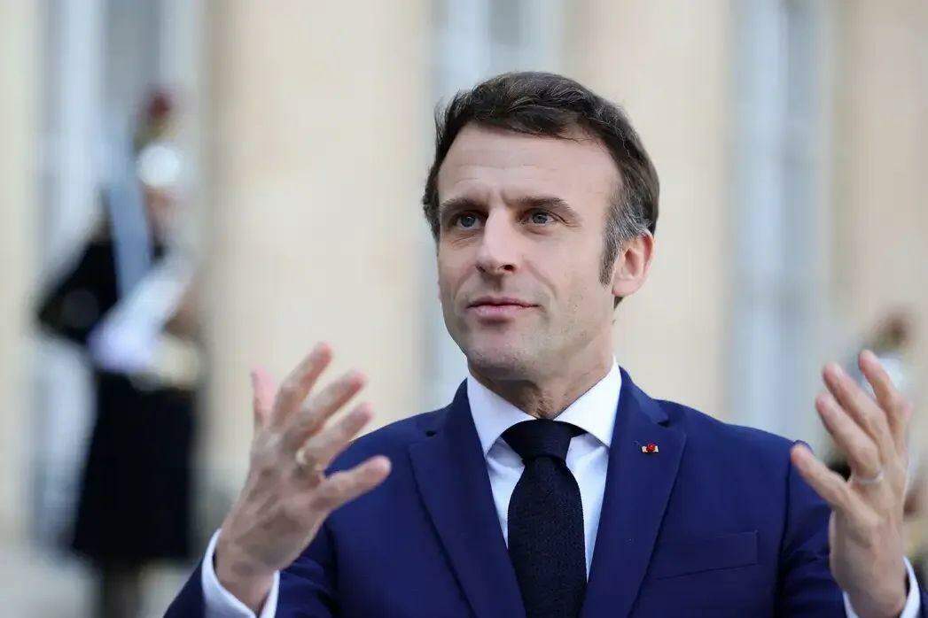 Macron visitará a Síria, diz mídia estatal de Damasco