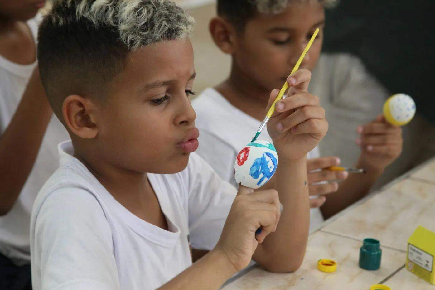 Crianças são do 3º ano da Unidade Municipal Escolar (UME) Colégio Santista, no bairro Vila Nova