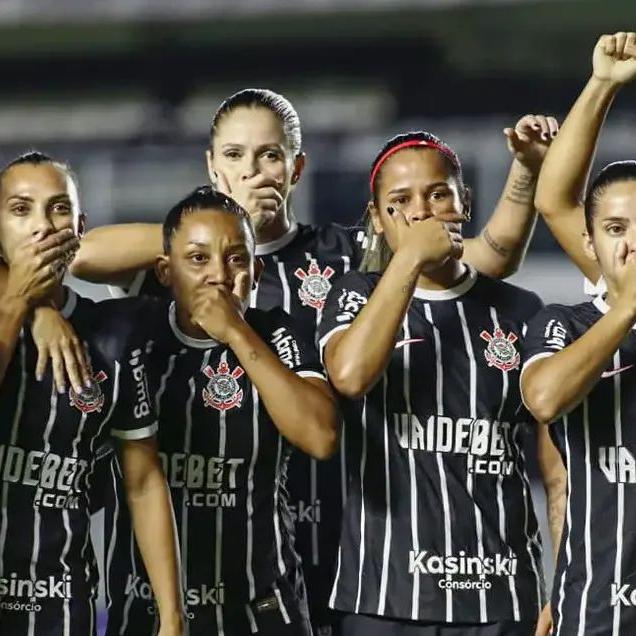 Duas partidas abriram a quinta rodada da competição nesta sexta-feira (12)