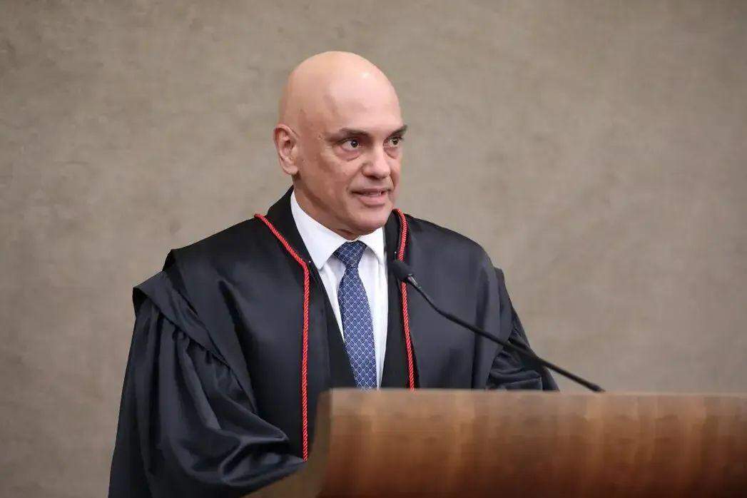 Segundo a Polícia Militar, a rede X permite aos investigados fazer transmissões ao vivo mesmo com a ordem do STF para bloquear os perfis