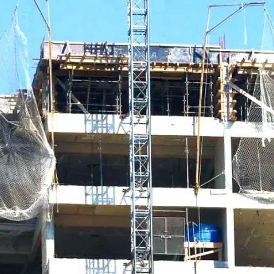 Por depender do crédito de longo prazo, construção deverá crescer conforme cair a taxa de juros