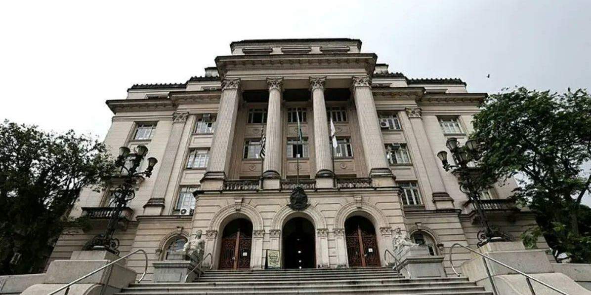 Mais de 200 vagas estão abertas em novo concurso público da Prefeitura de Santos