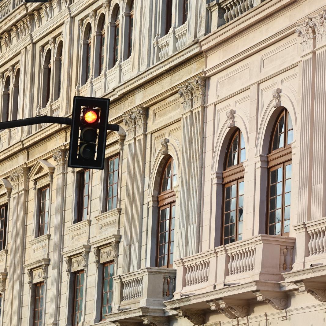 Prefeitura alega que adiamento foi necessário para alteração na quantidade de elementos e itens de qualidade dos serviços. E, sobretudo, devido à chuva desde início do restauro