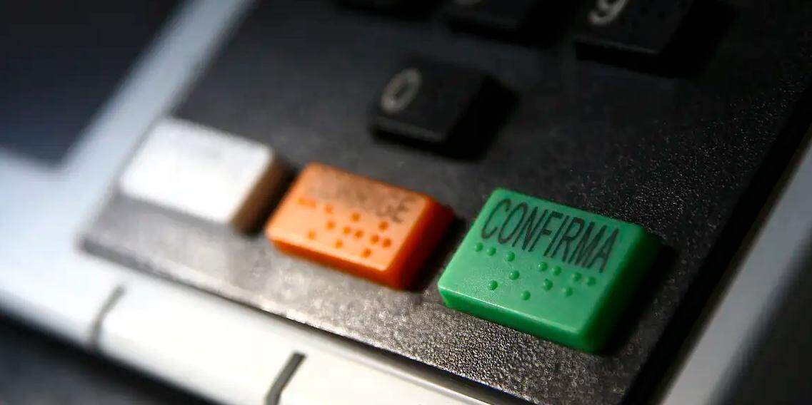 A votação será das 8 às 17 horas em todo o País