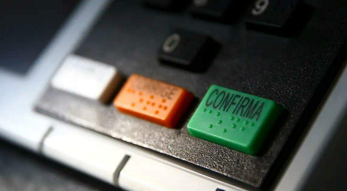 A votação será das 8 às 17 horas em todo o País
