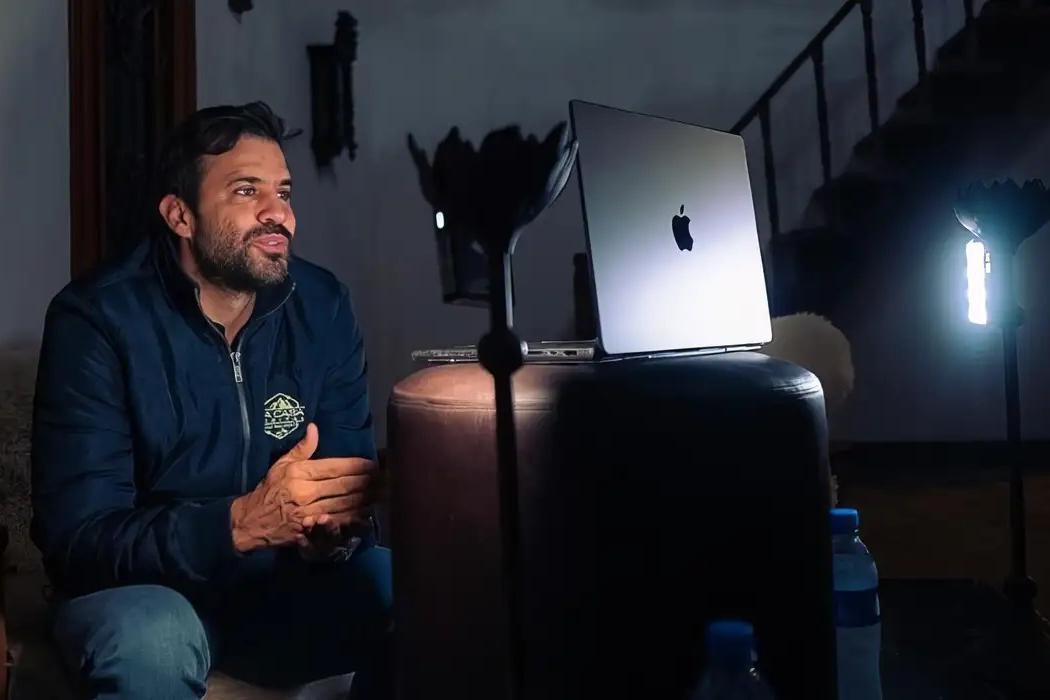 Decisão suspende apenas as redes do candidato que “buscaram a monetização dos ‘cortes’ por meio de terceiros interessados”