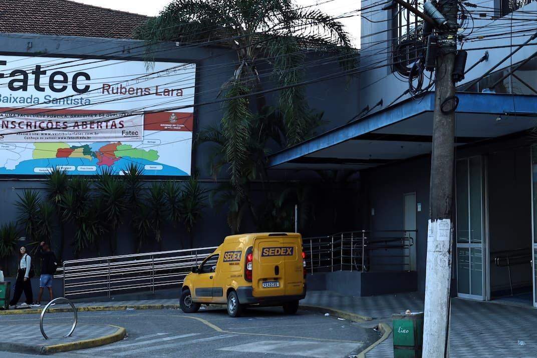 Fatec Rubens Lara, em Santos