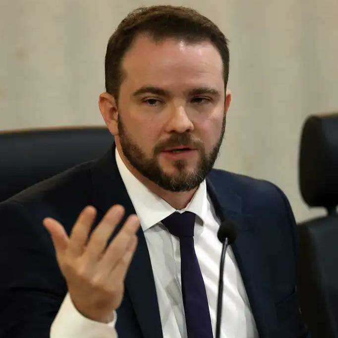 Projeto de fim da necessidade de declaração do IR está a todo vapor na Fazenda, diz Durigan