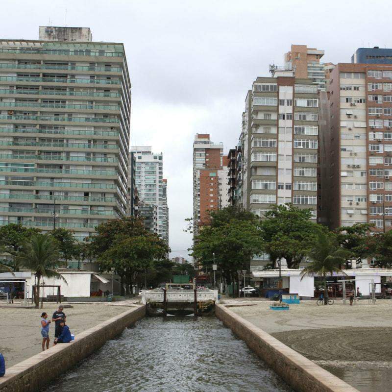 O leitor Rubem Silva, de Santos, escreveu sobre os prédios tortos da Cidade