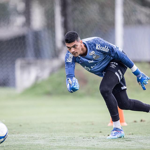 Gabriel Brazão destacou o jogo coletivo da equipe, a menos vazada da Série B do Brasileiro