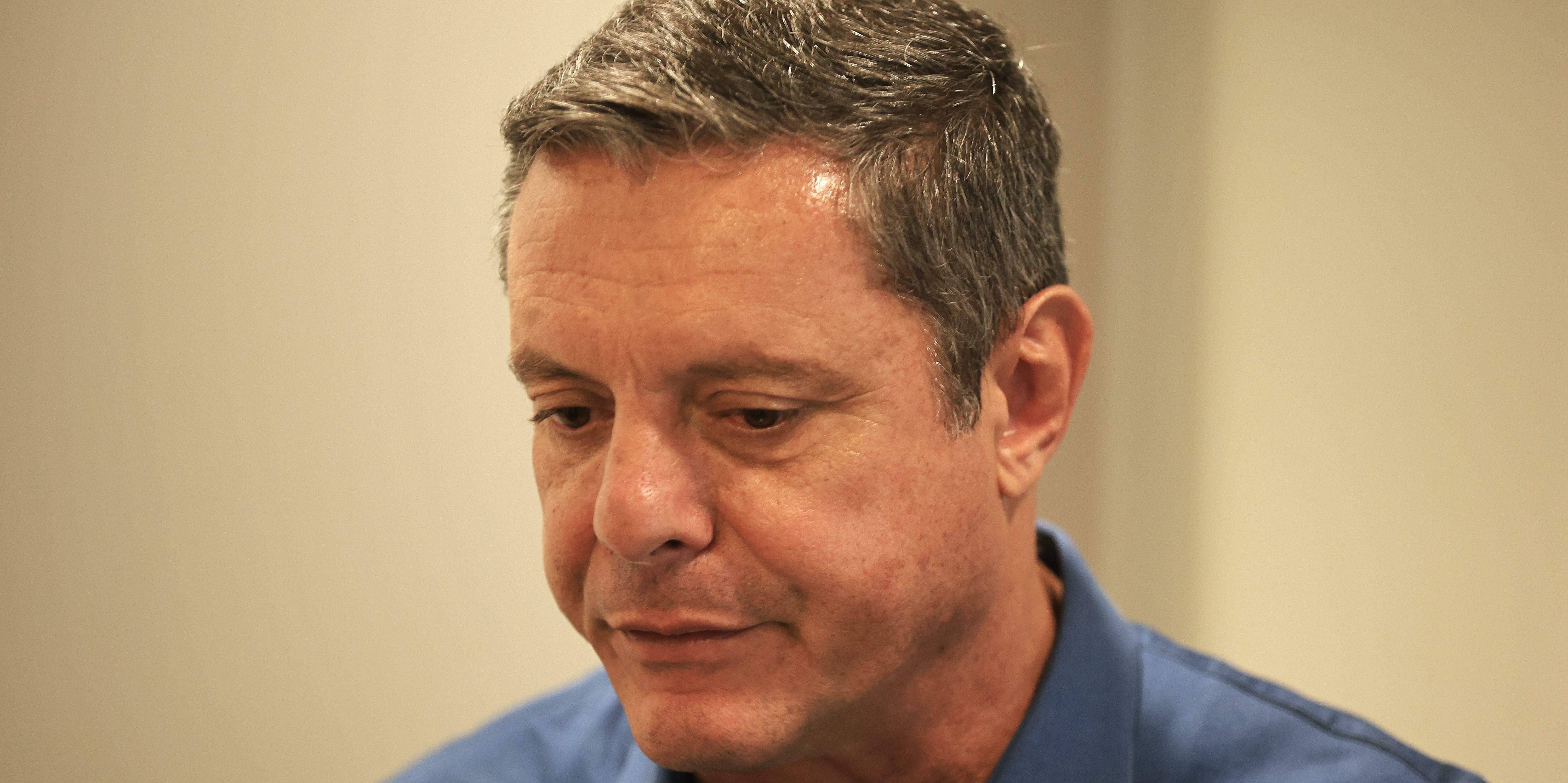 Prefeito de Santos, Rogério Santos (Republicanos), teve licença médica ampliada