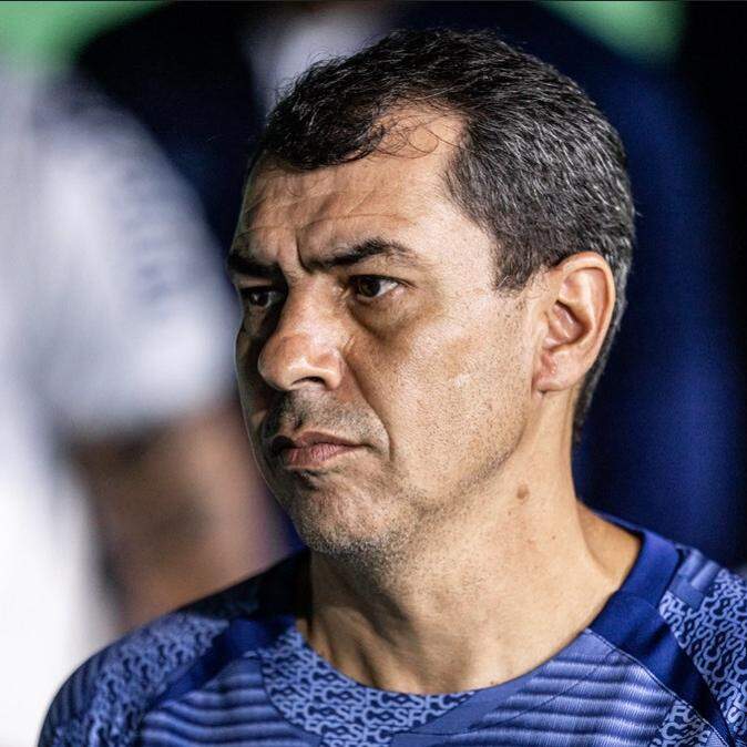Corinthians sonda Carille após impasse com Ramón Díaz e terá técnico do sub-20 contra Palmeiras