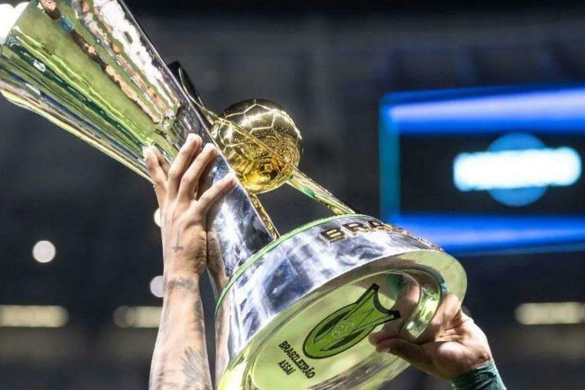 Três jogos abrem a 25ª rodada do Brasileirão neste sábado (29)