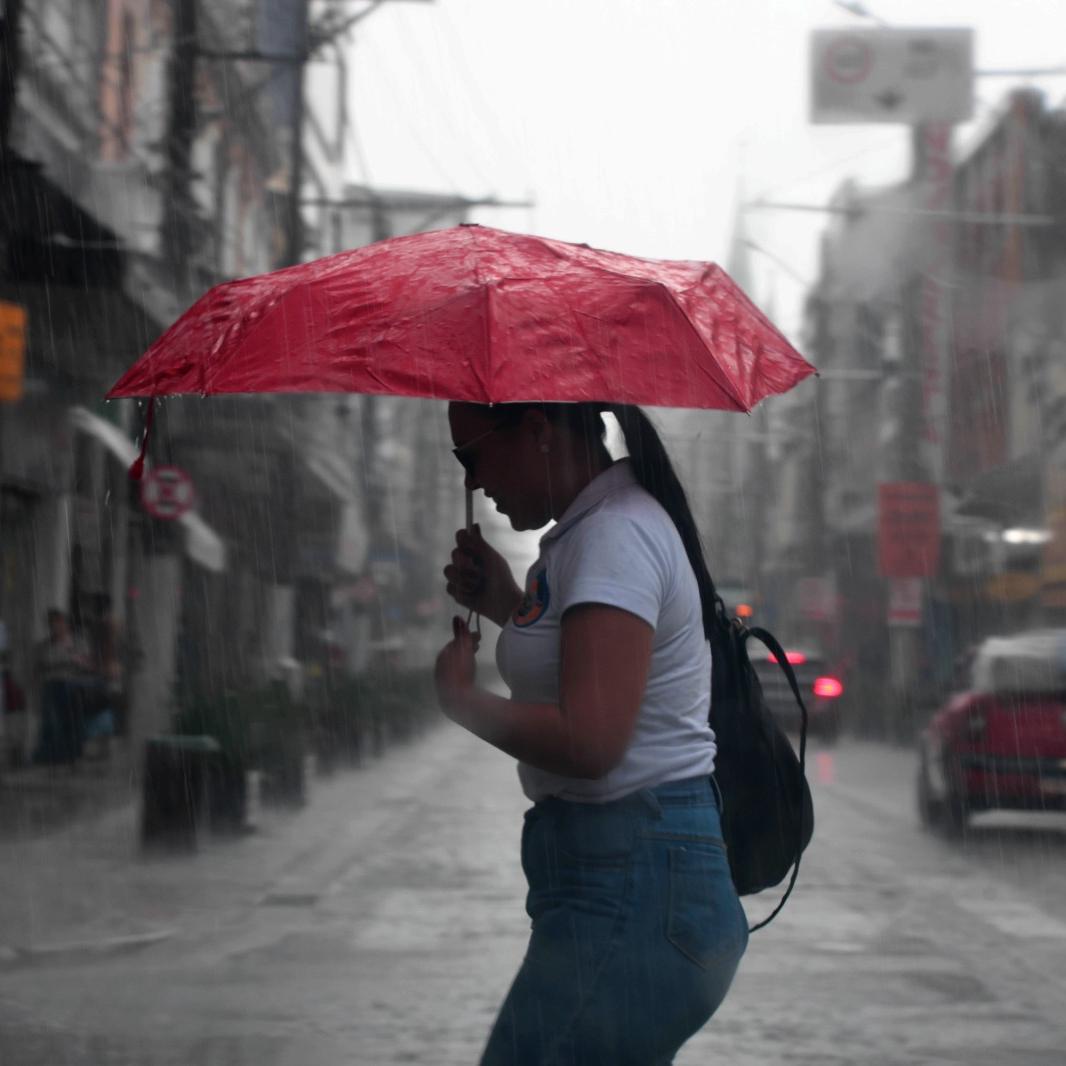 Chuva forte pode atingir a Baixada Santista neste sábado (24)