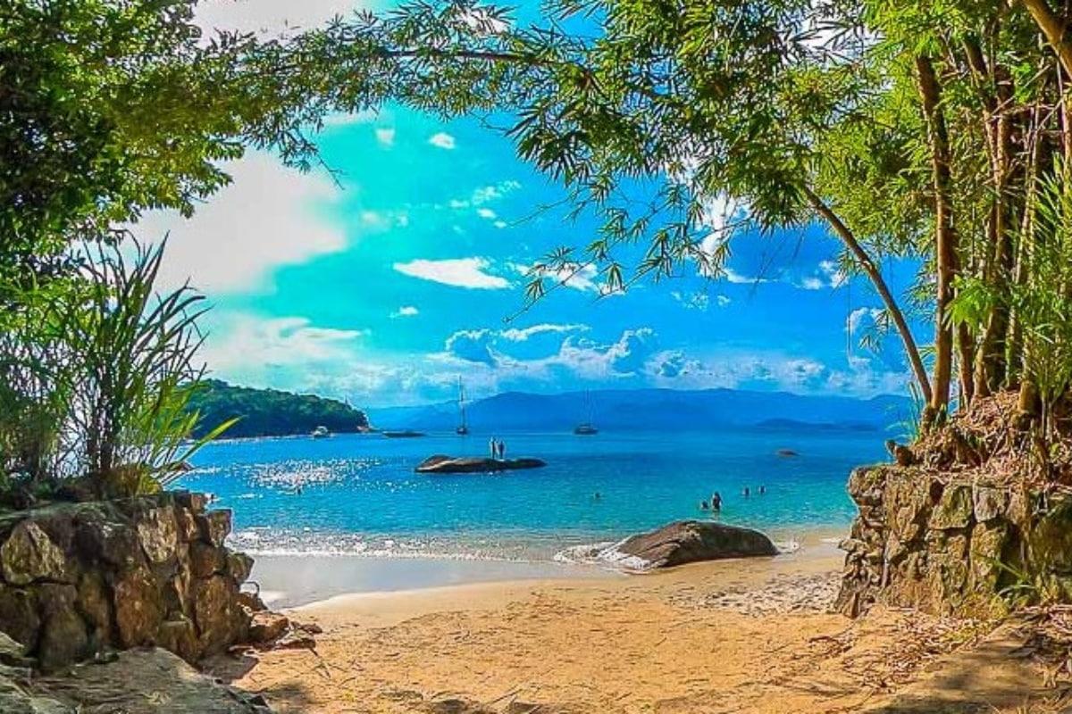 A Ilha das Couves é um paraíso no litoral de São Paulo