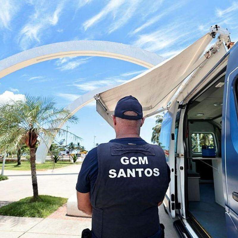 Guardas civis municipais de Santos ameaçavam entrar em greve diante da possibilidade de perder até 50% dos vencimentos; Prefeitura promete evitar redução salarial