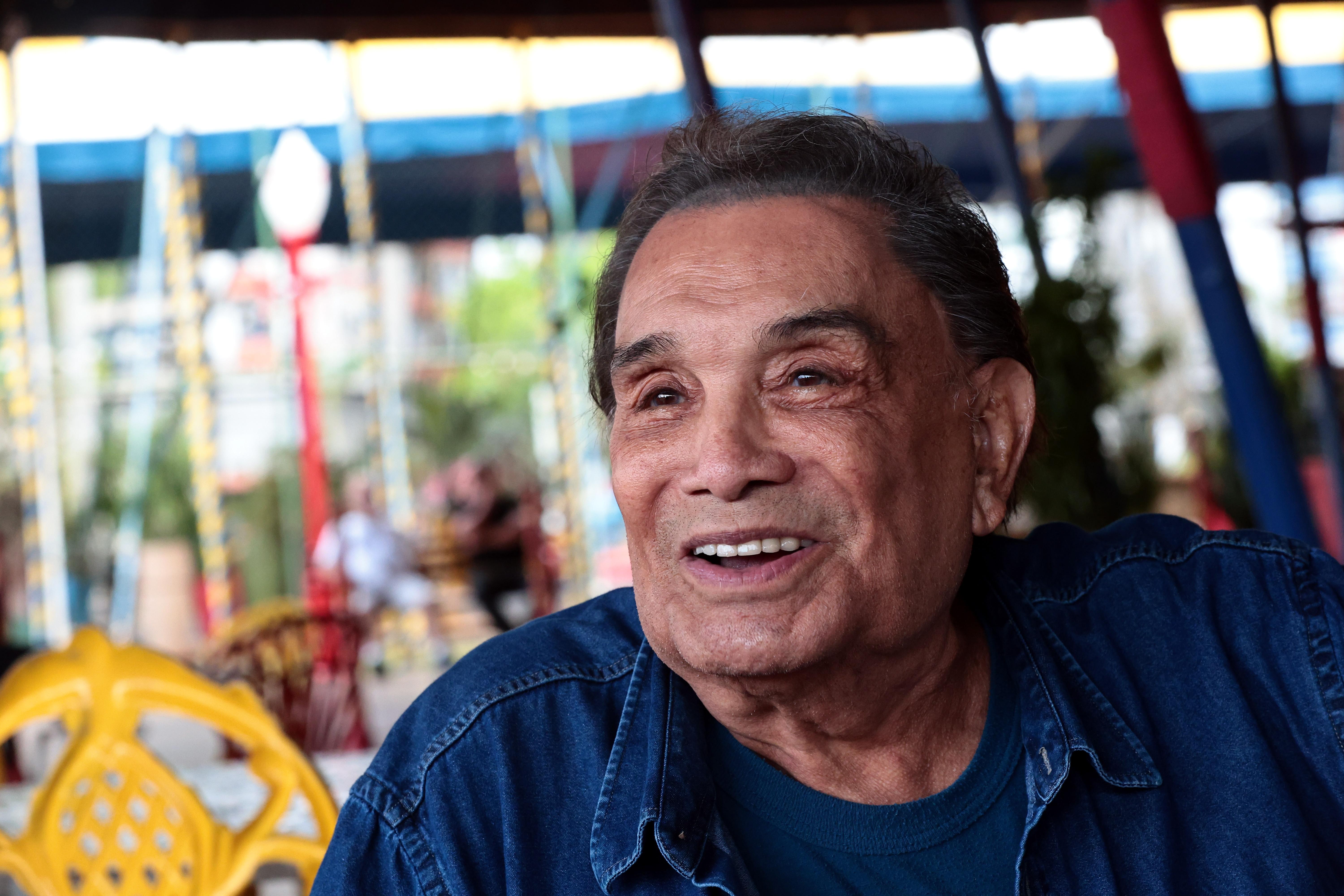 Aos 88 anos, o ‘eterno trapalhão’, como se descreve em seu perfil no Instagram, segue firme no circo