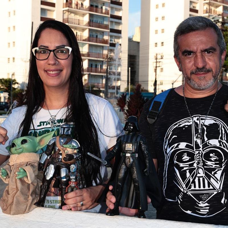Samantha e Régis têm em comum a paixão pelo universo geek e participam de eventos do universo Star Wars