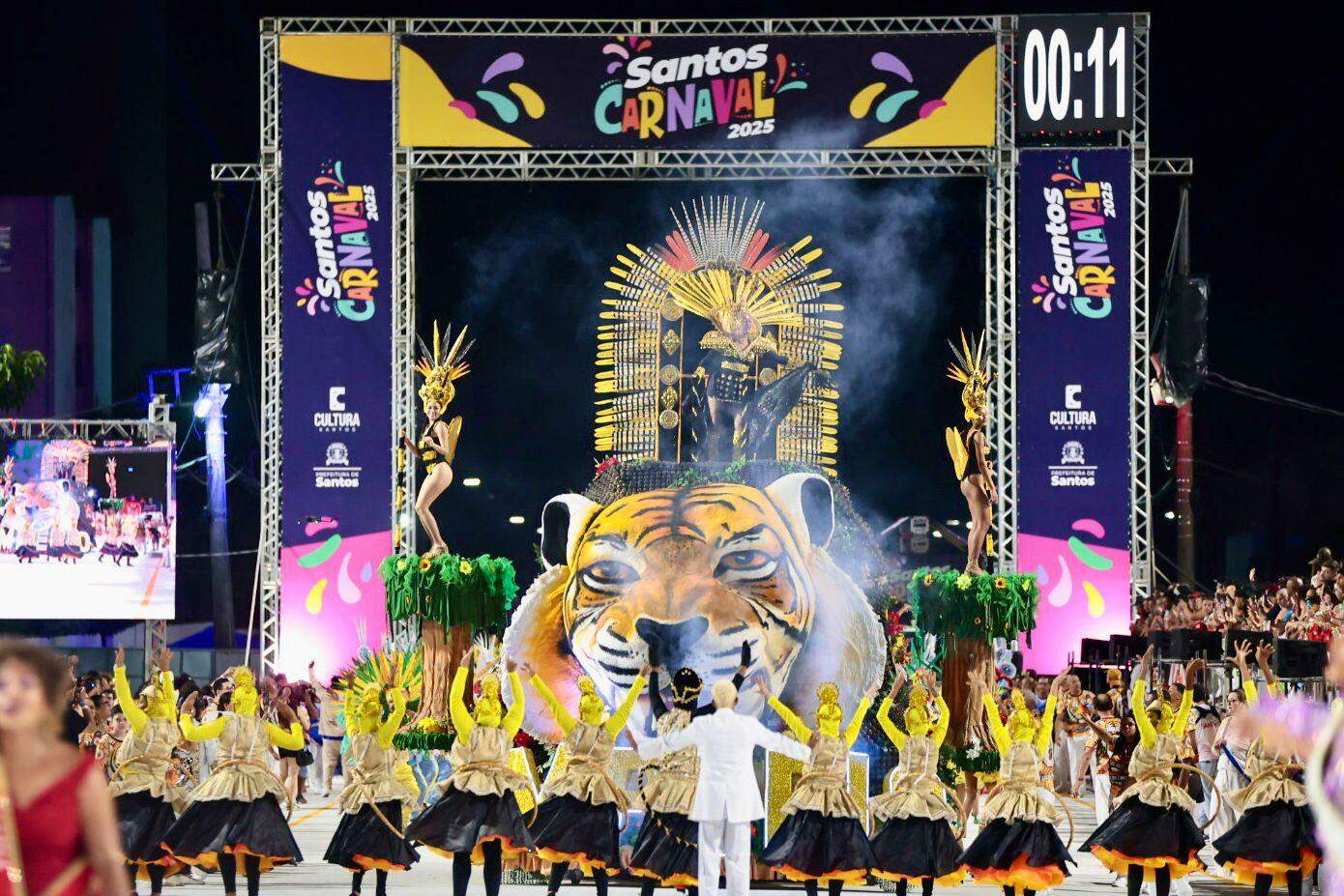 O ingresso ‘festa’ permite entrada a partir de 17 horas para o show das campeãs do Carnaval e de Jorge Aragão