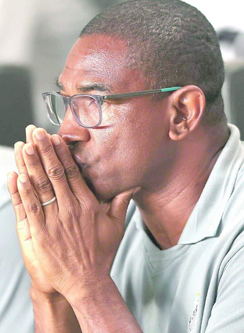 Apesar do momento turbulento, César Sampaio mantém a calma e a confiança na retomada do Santos (Alexsander Ferraz/AT)