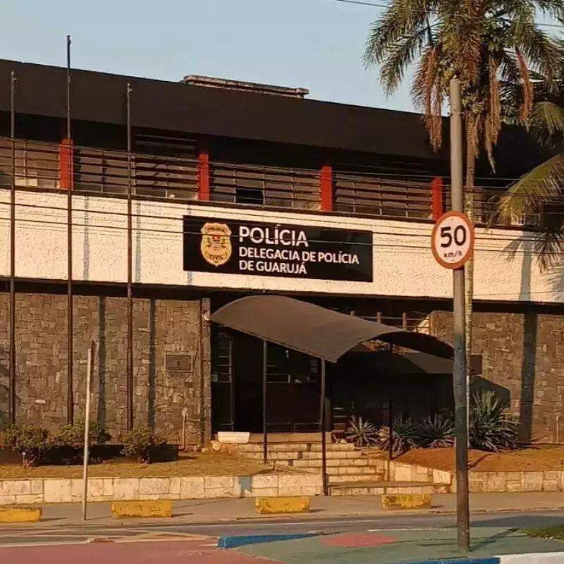 O caso foi registrado na Delegacia Sede de Guarujá
