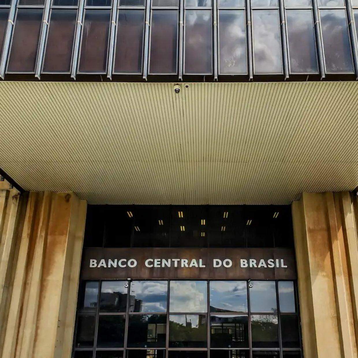 Copom decide Selic em meio a guerra e inflação acelerando