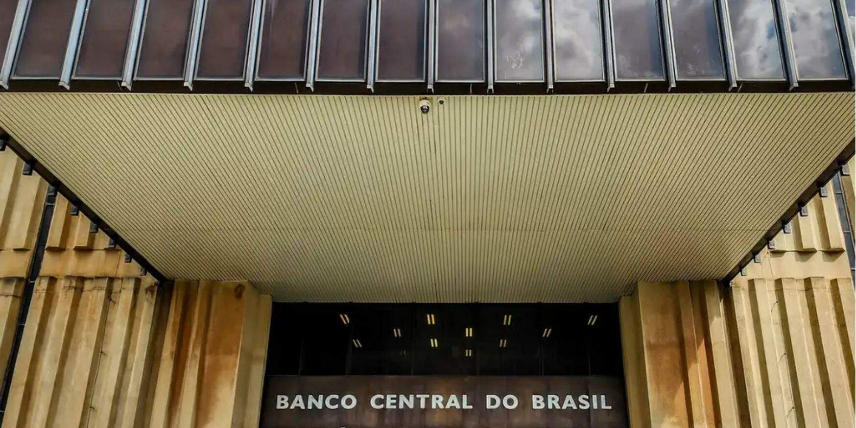 Copom decide Selic em meio a guerra e inflação acelerando