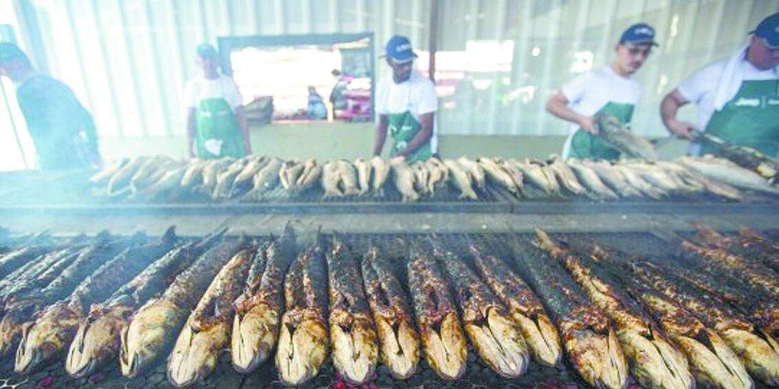 Expectativa da organização é de que até 20 toneladas de tainha sejam vendidas durante todo o evento em Praia Grande