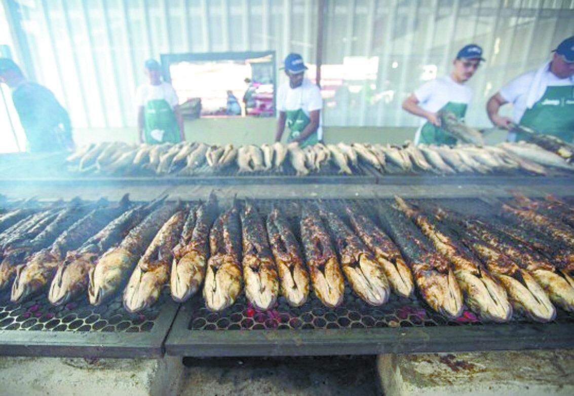 Expectativa da organização é de que até 20 toneladas de tainha sejam vendidas durante todo o evento em Praia Grande