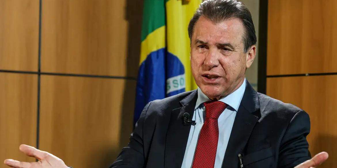 Marinho: com eventual fim da 6x1, pode ter melhoria da produtividade e redução do nível de ausências