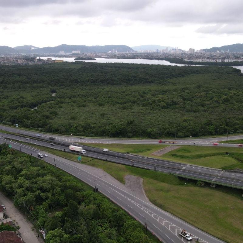 APS has signed a 35-year contract for the use of the 412,500-square-meter greenfield site next to the Mário Covas Viaduct, in Cubatão
