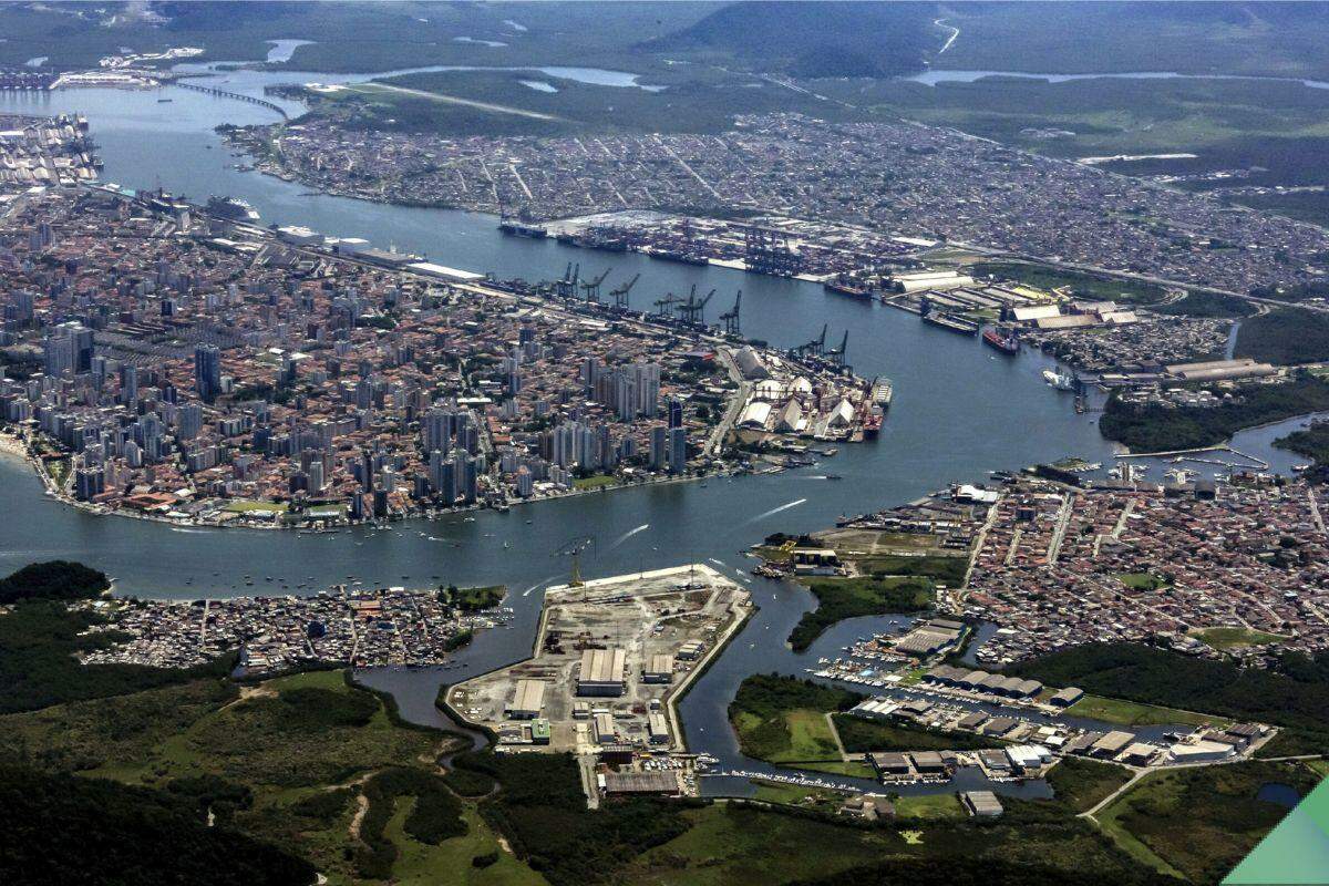 No acumulado do trimestre, os 1,4 milhão de TEU representam um crescimento de 3,6% na comparação com 2025