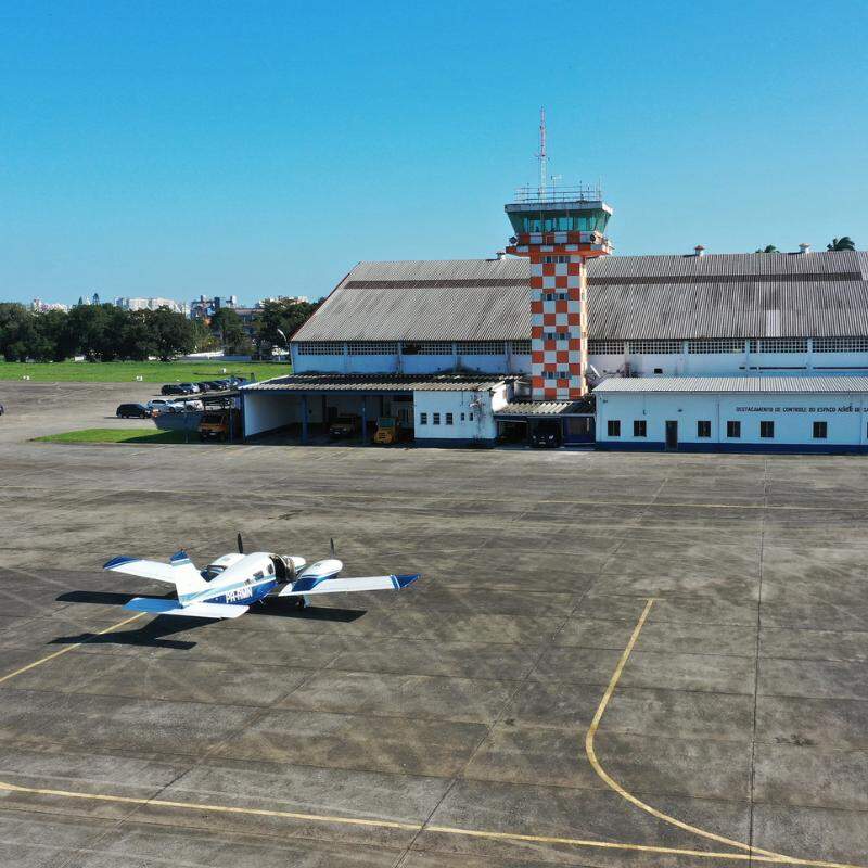 O Aeroporto Civil Metropolitano de Guarujá deve ser entregue no fim do ano