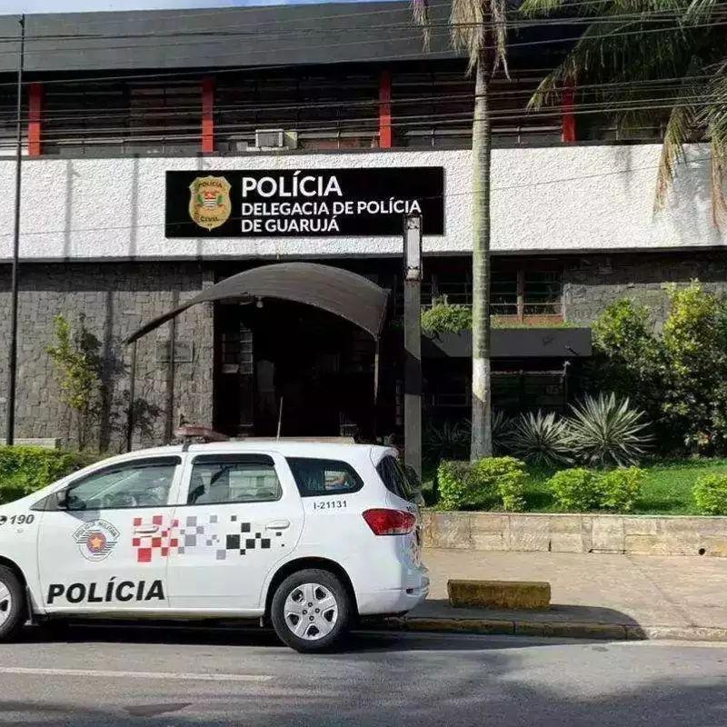 O caso foi registrado na Delegacia de Polícia de Guarujá