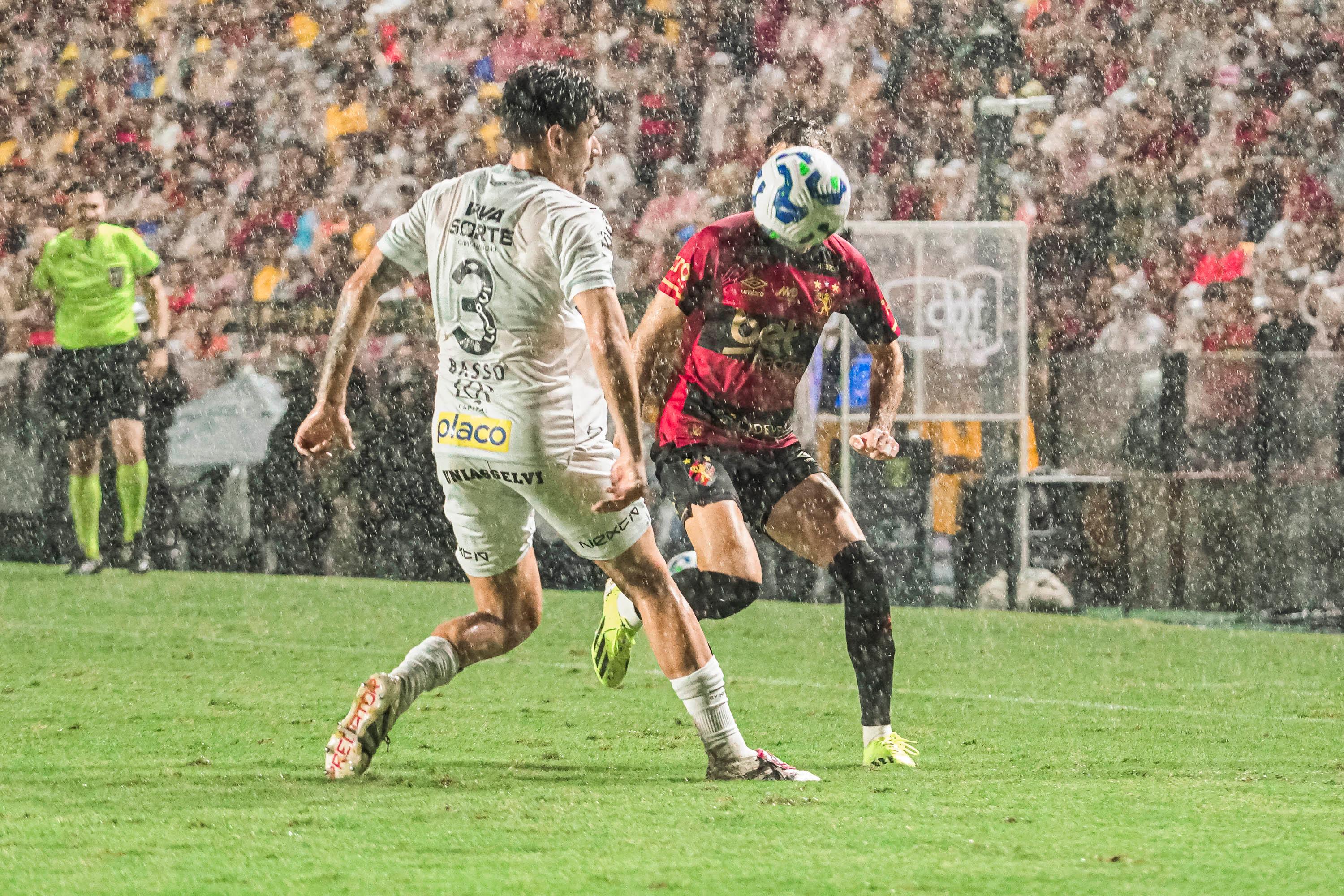 Com o resultado, o Santos deixou a zona de rebaixamento e agora ocupa a 16ª posição, com 15 pontos