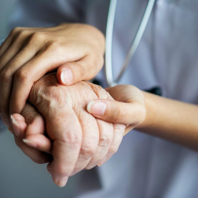 A legislação consolida garantias já previstas em outras regras e introduz diretrizes mais claras para a relação entre pacientes e profissionais de saúde