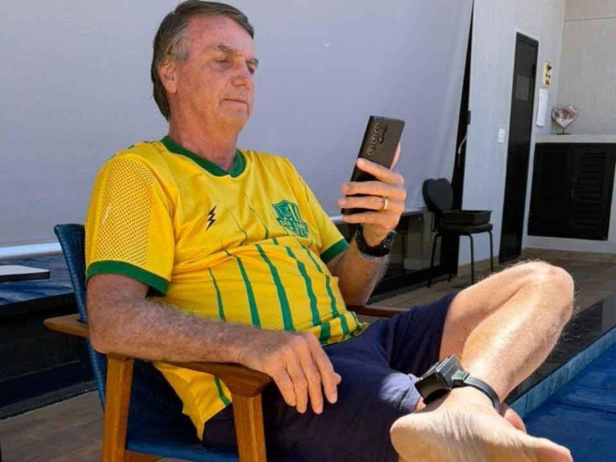 Prisão domiciliar de Bolsonaro: 53% são a favor e 47% contra, diz pesquisa Quaest