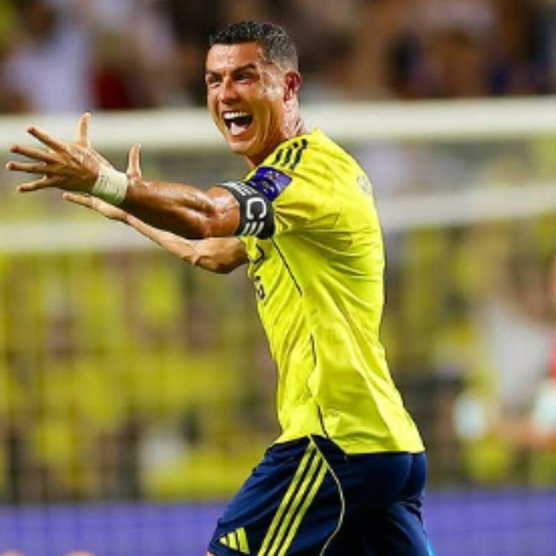 Atualmente, Cristiano Ronaldo defende o Al-Nassr, da Arábia Saudita. Na última quinta-feira, 13, o atacante se reapresentou ao clube saudita e iniciou sua preparação para a temporada de 2026/27.