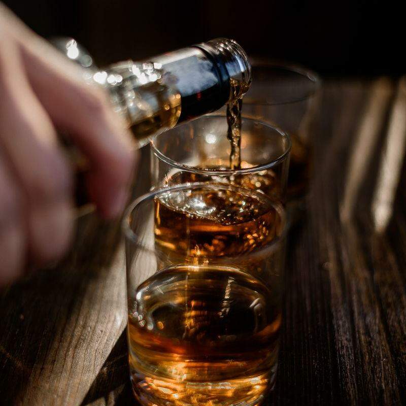 A proposta é mostrar diferentes possibilidades da cachaça na coquetelaria, com cada casa desenvolvendo sua própria receita