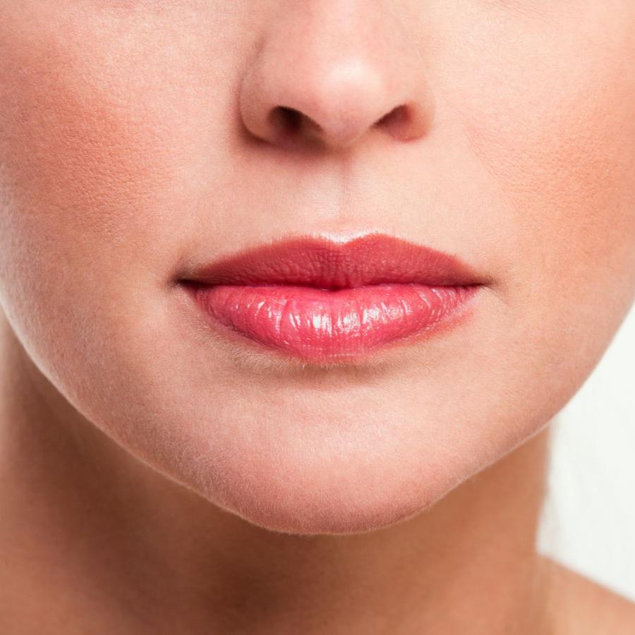 Os lábios são mais do que um detalhe estético: são uma janela para a expressão emocional e características de personalidade